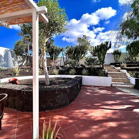 Casa Chili Apartment Costa Teguise Exterior photo