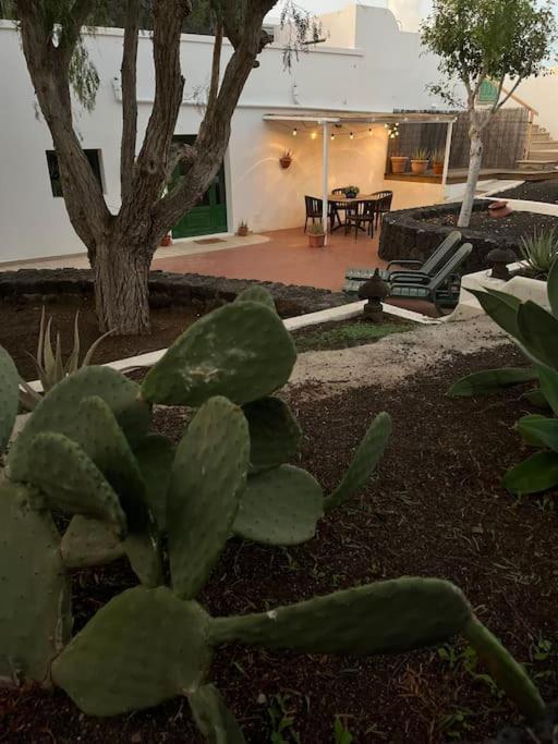 Casa Chili Apartment Costa Teguise Exterior photo