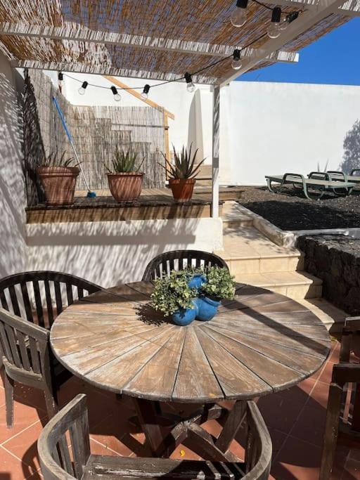 Casa Chili Apartment Costa Teguise Exterior photo